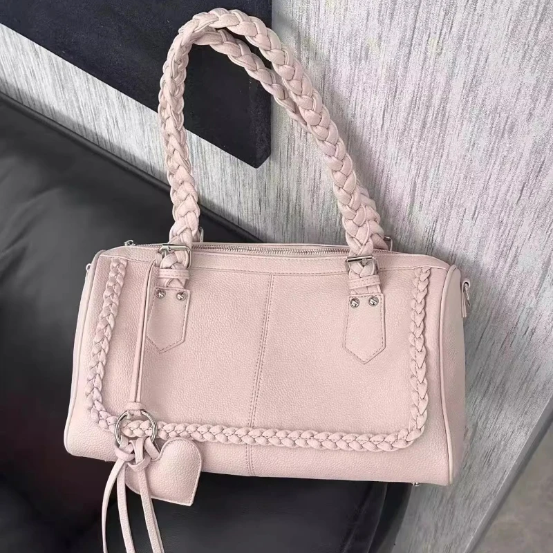 Korean Leather Tote Bag Large Capacity Boston Style Handbag Shoulder Crossbody Bag With Braided Strap Versatile Daily Women Bag
Korean Leather Tote Bag Large Capacity Boston Style Handbag Shoulder Crossbody Bag With Braided Strap Versatile Daily Women Bag