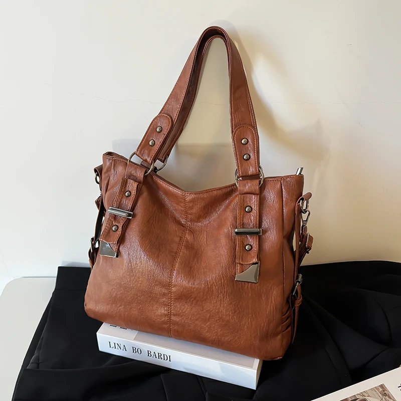 Модные женские сумки на плечо из искусственной кожи в стиле ретро, трендовая элитная женская сумка-тоут, большая вместительная женская сумка для путешествий, сумка
Модные женские сумки на плечо из искусственной кожи в стиле ретро, трендовая элитная женская сумка-тоут, большая вместительная женская сумка для путешествий, сумка