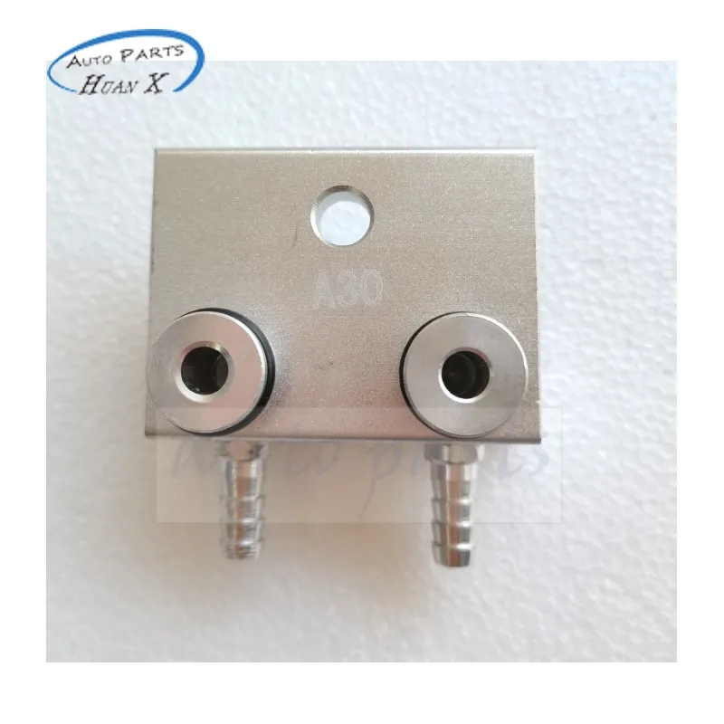 A30 Automatic Transmission Oil Transfer Connector for BMW Car Accessories Oil Change Connector 
A30 Automatic Transmission Oil Transfer Connector for BMW Car Accessories Oil Change Connector