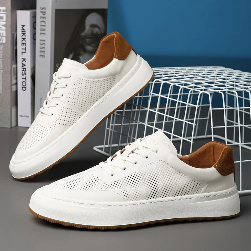 White shoes men's new Korean version versatile trendy casual board shoes breathable high-end light luxury men's shoes 240531
White shoes men's new Korean version versatile trendy casual board shoes breathable high-end light luxury men's shoes 240531