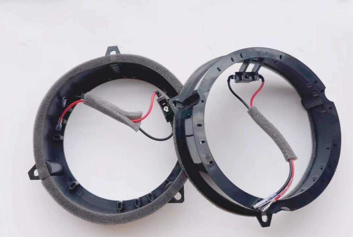2pcsSuitable for Trumpchi, An 6.5 Inch Loudspeaker Car Audio Modification, with Special Car Nondestructive Plug Line Shock Proof
2pcsSuitable for Trumpchi, An 6.5 Inch Loudspeaker Car Audio Modification, with Special Car Nondestructive Plug Line Shock Proof