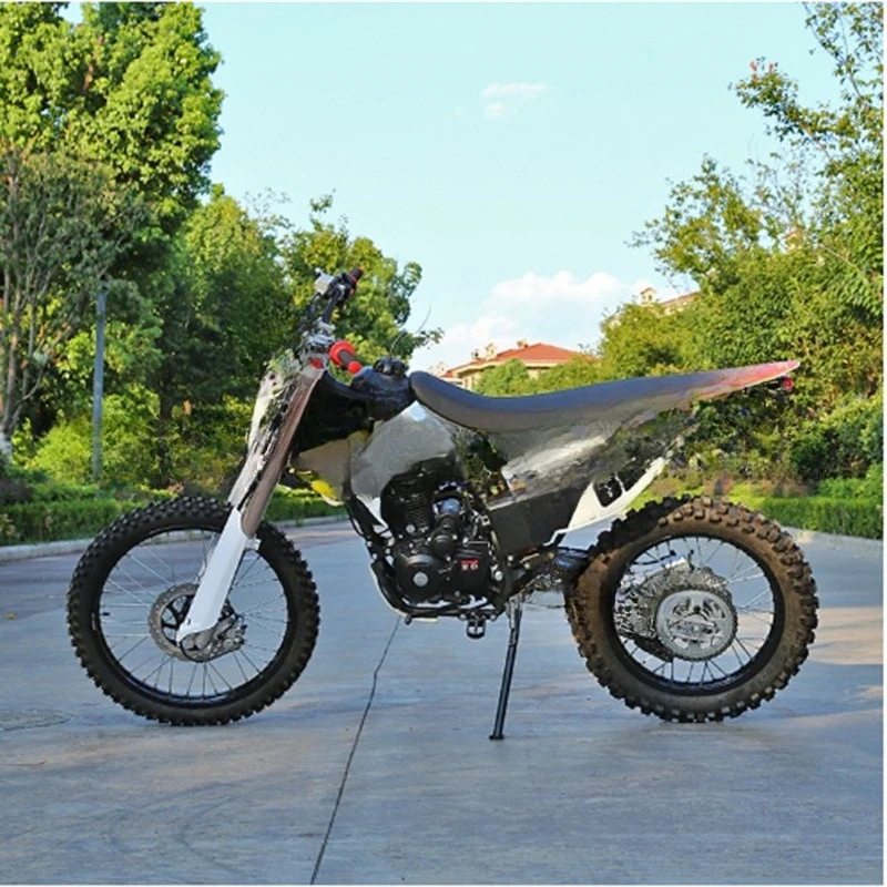Two-wheeled all-terrain 250cc off-road motorcycle mountain
Two-wheeled all-terrain 250cc off-road motorcycle mountain
