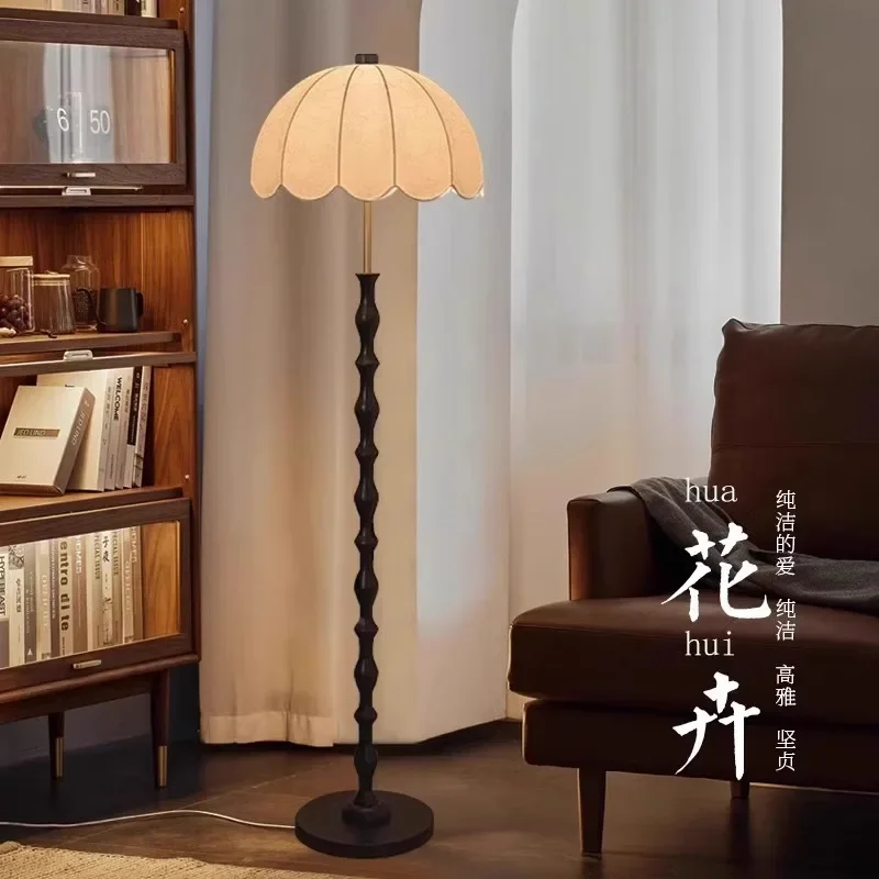 Vintage Style Floor Lamp for Living Room Sofa Side Retro Home Decor Solid Wood Lighting Fixture
Vintage Style Floor Lamp for Living Room Sofa Side Retro Home Decor Solid Wood Lighting Fixture