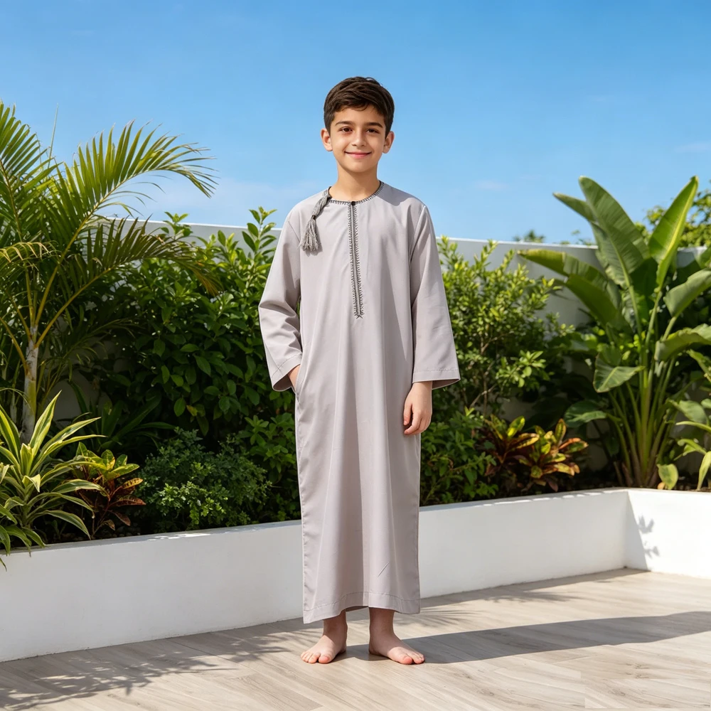 Muslim Child Boy Tassel Embroidery Thobe Jubba Saudi Arab Dishdasha Robe Djellaba Caftan Kaftan Traditional Islamic Wear For Boy
Muslim Child Boy Tassel Embroidery Thobe Jubba Saudi Arab Dishdasha Robe Djellaba Caftan Kaftan Traditional Islamic Wear For Boy