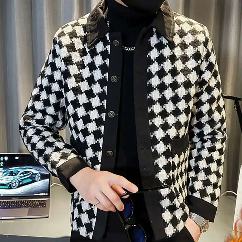Fall Black White Plaid Vintage Bomber Jacket Men Casual Keep Warm Male Jacket Single BreastedClub Outfit Mens Bomber Jackets
Fall Black White Plaid Vintage Bomber Jacket Men Casual Keep Warm Male Jacket Single BreastedClub Outfit Mens Bomber Jackets