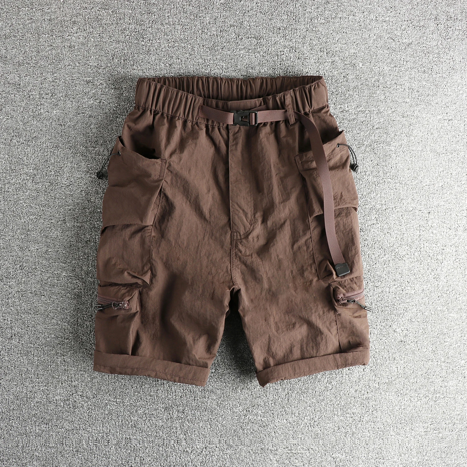 2025 Summer New American Retro Thin Quick-drying Cargo Shorts Men's Fashion 100% Nylon Casual Loose Straight 5-point Pants
2025 Summer New American Retro Thin Quick-drying Cargo Shorts Men's Fashion 100% Nylon Casual Loose Straight 5-point Pants