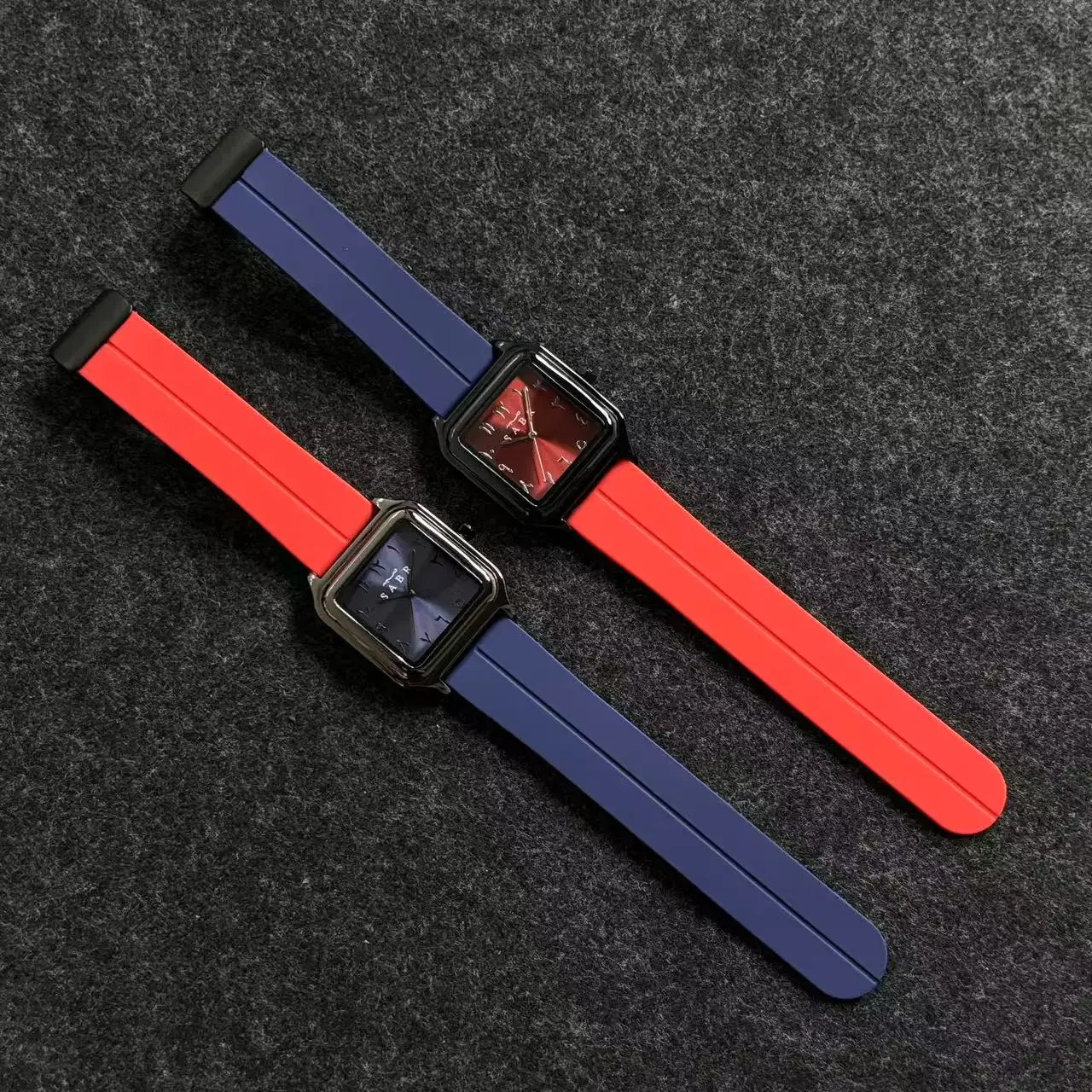 New Classic Square Watch for Men Women Simple Design Fashion Silicone Strap Waterproof Quartz Wristwatches
New Classic Square Watch for Men Women Simple Design Fashion Silicone Strap Waterproof Quartz Wristwatches