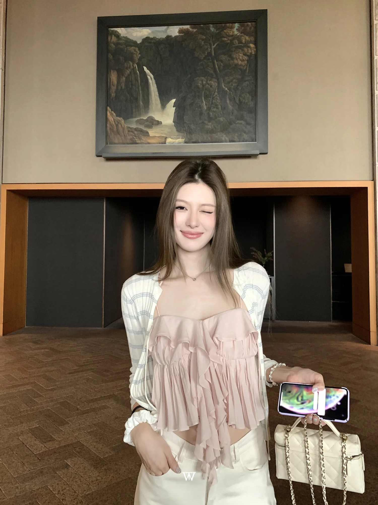 Женский летний топ WANANTONG с французским дизайном, обильной отделкой, рюшами и бретелями, из тонкой ткани, для девушек, модель Aosphere Bal
Женский летний топ WANANTONG с французским дизайном, обильной отделкой, рюшами и бретелями, из тонкой ткани, для девушек, модель Aosphere Bal