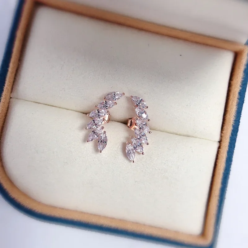 Luxury Solid Platinum PT950 18K gold rose gold Earrings Feather horse eye diamonds simple and elegant earrings with diamonds
Luxury Solid Platinum PT950 18K gold rose gold Earrings Feather horse eye diamonds simple and elegant earrings with diamonds