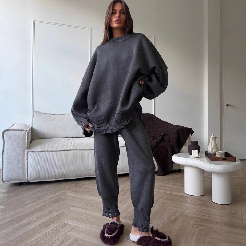 TARUXY Fashion Ripped Knitting 2-Piece Set Women's Loose Long Pants Solid Crew Neck Pullover Sweater Winter Daily Commuting Wear
TARUXY Fashion Ripped Knitting 2-Piece Set Women's Loose Long Pants Solid Crew Neck Pullover Sweater Winter Daily Commuting Wear