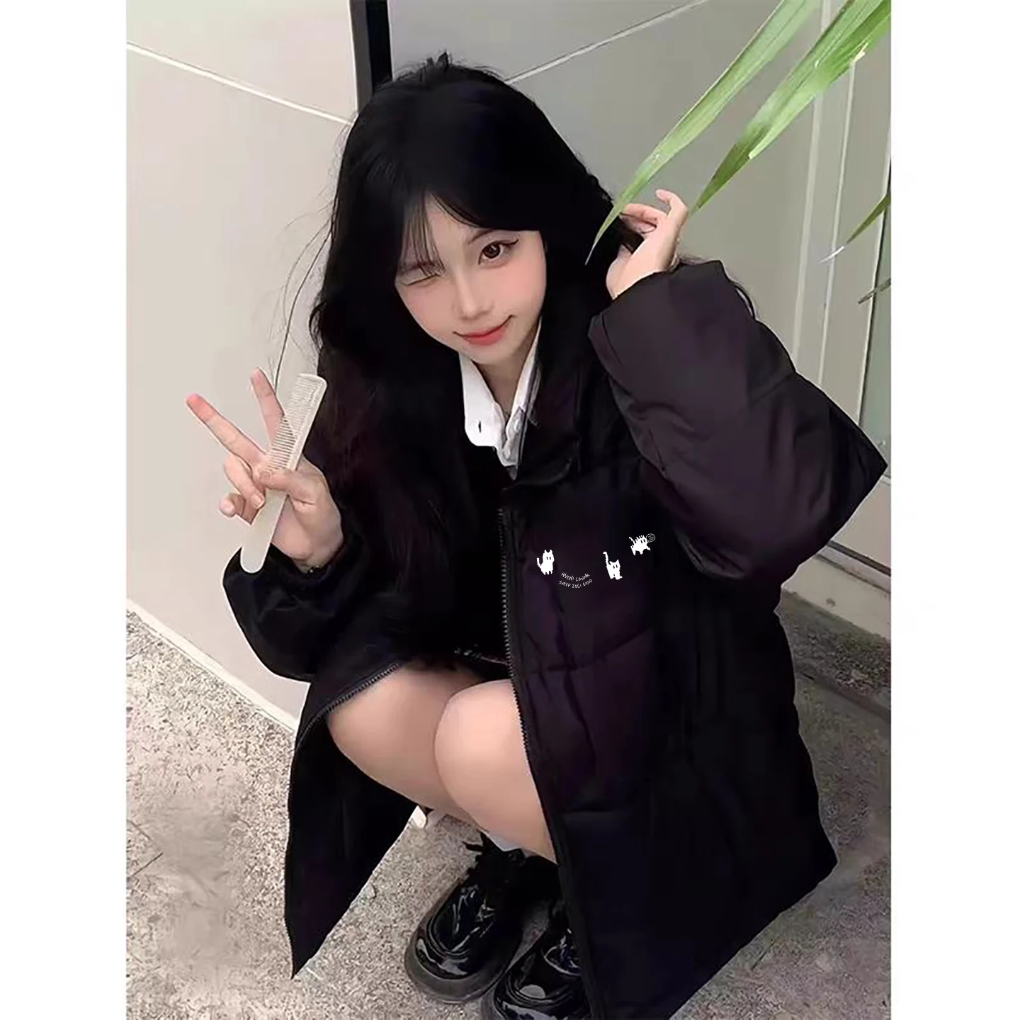 Зимняя женская куртка-парка на молнии с поясом, утепленная, с круглым вырезом, в стиле бейсбольной куртки, с защитой от снега
Зимняя женская куртка-парка на молнии с поясом, утепленная, с круглым вырезом, в стиле бейсбольной куртки, с защитой от снега