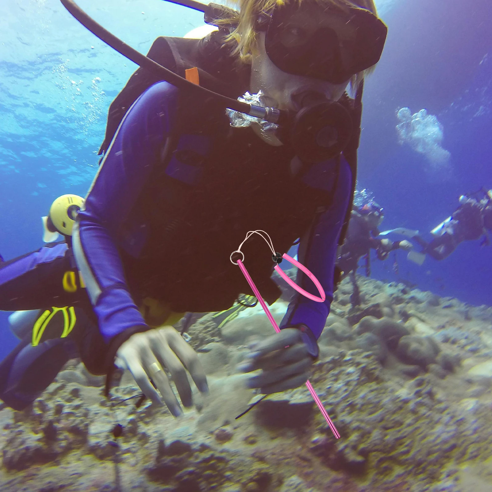 Underwater Probe Stick Coiled Lanyard Scuba Diving Rod Pointer Anti Lost Compact Lightweight Aluminum Alloy Marine Exploration
Underwater Probe Stick Coiled Lanyard Scuba Diving Rod Pointer Anti Lost Compact Lightweight Aluminum Alloy Marine Exploration