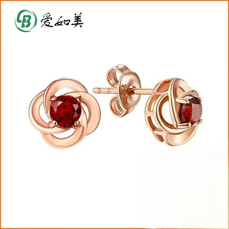 Серьги Clover из 18-каратного золота PT950, платиновые, посеребренные, 7-слойные золотые серьги для женщин, натуральный гранат, счастливая трава
Серьги Clover из 18-каратного золота PT950, платиновые, посеребренные, 7-слойные золотые серьги для женщин, натуральный гранат, счастливая трава