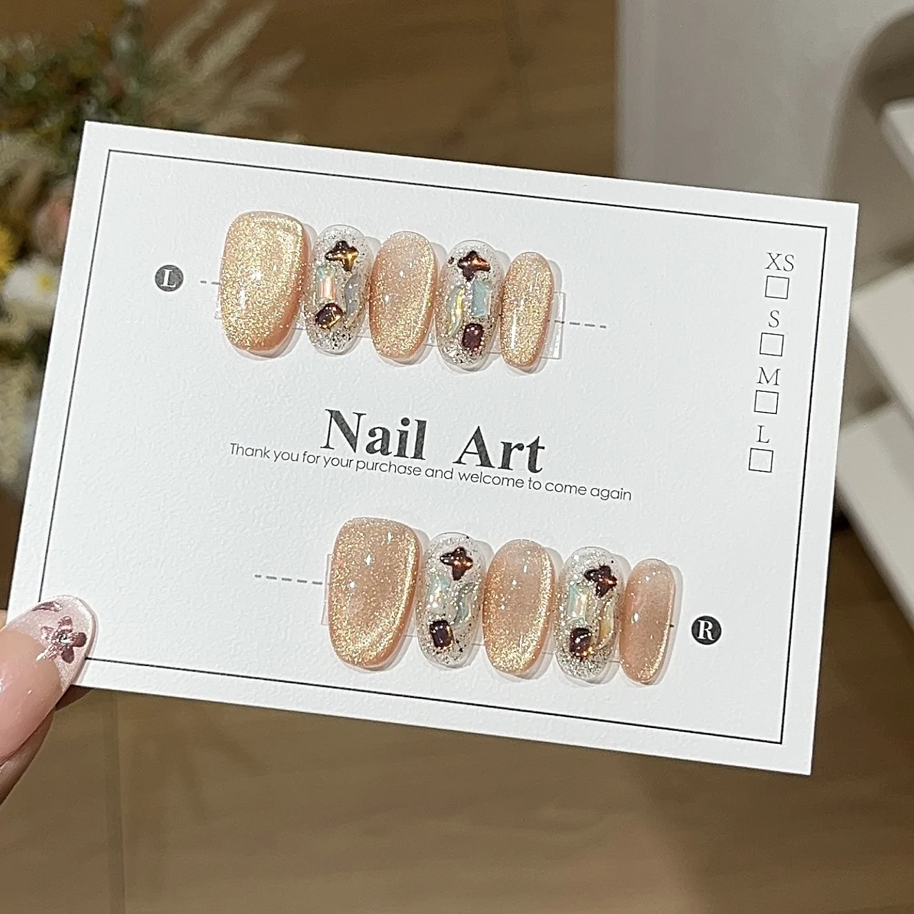 10Pcs Short Handmade Press On Nails Fashion Shiny Power Cat Eye Fake Nails Oval False Nail Tips Autumn and Winter Nails Wearable
10Pcs Short Handmade Press On Nails Fashion Shiny Power Cat Eye Fake Nails Oval False Nail Tips Autumn and Winter Nails Wearable