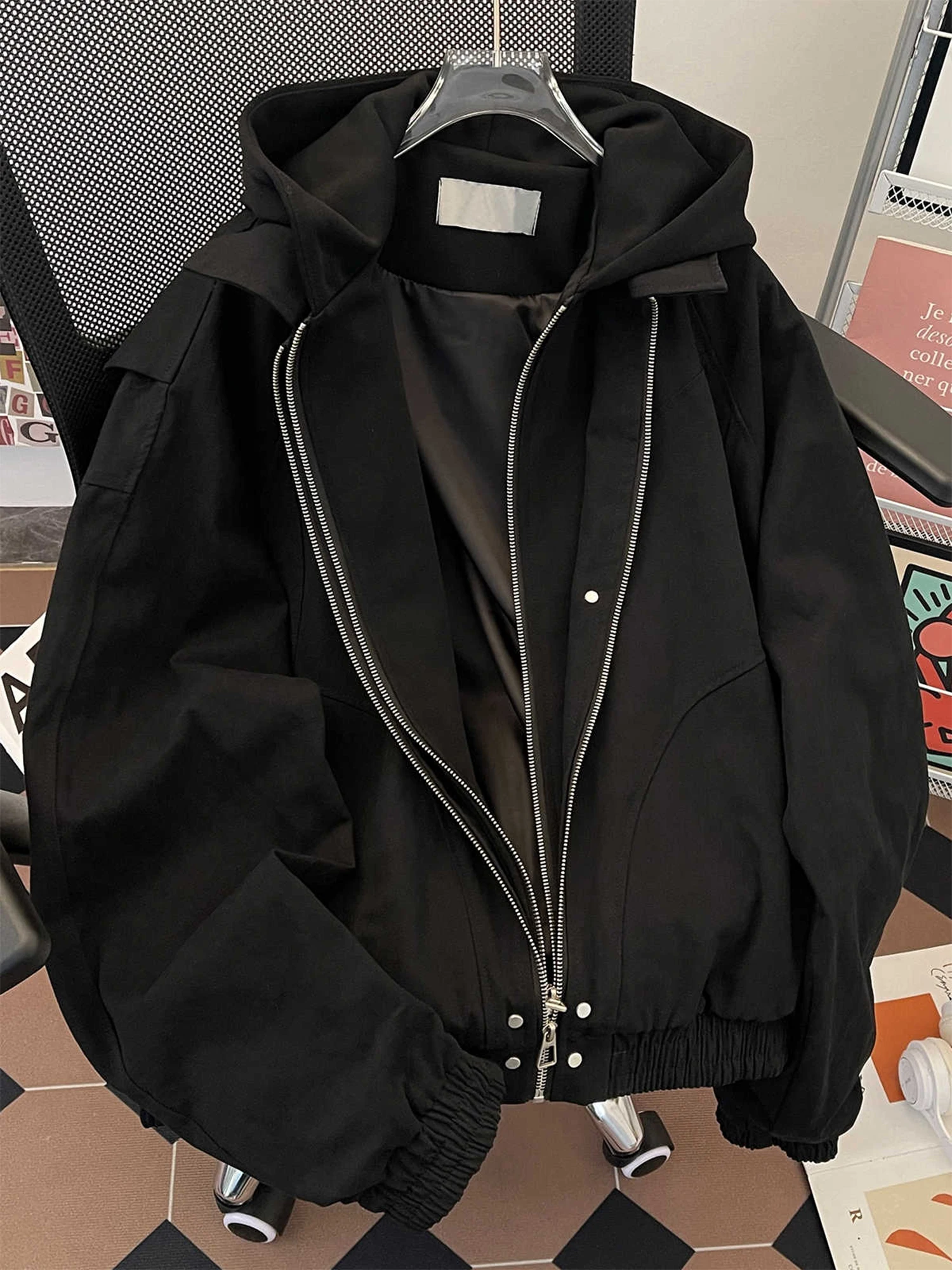 Women Black Gothic Hoodie Bomber Jacket Coat Vintage Harajuku 2000s Long Sleeve Autumn Coats Fashion Outerwear Top 2025 Clothes
Women Black Gothic Hoodie Bomber Jacket Coat Vintage Harajuku 2000s Long Sleeve Autumn Coats Fashion Outerwear Top 2025 Clothes