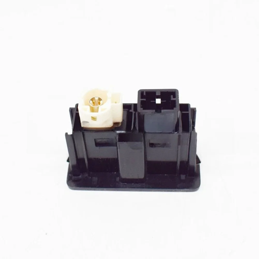 OEM 5G0035222C Разъем для порта для Golf VII 2012–2017 Автомобильный адаптер Внутренняя часть Высококачественный ПК ABS Материал Простая настройка
OEM 5G0035222C Разъем для порта для Golf VII 2012–2017 Автомобильный адаптер Внутренняя часть Высококачественный ПК ABS Материал Простая настройка