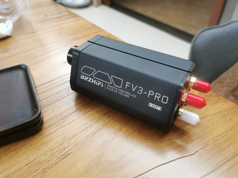 High Precision Passive Preamp FV3-PRO Remote Control Volume Control Post-stage Active Speaker
High Precision Passive Preamp FV3-PRO Remote Control Volume Control Post-stage Active Speaker