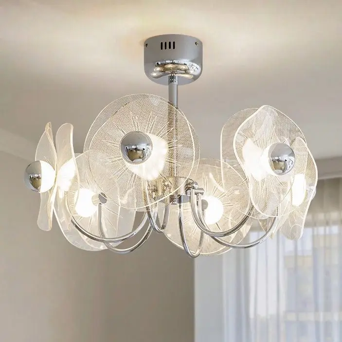 Minimally modern and atmospheric Nordic designer creative and personalized pendant light
Minimally modern and atmospheric Nordic designer creative and personalized pendant light