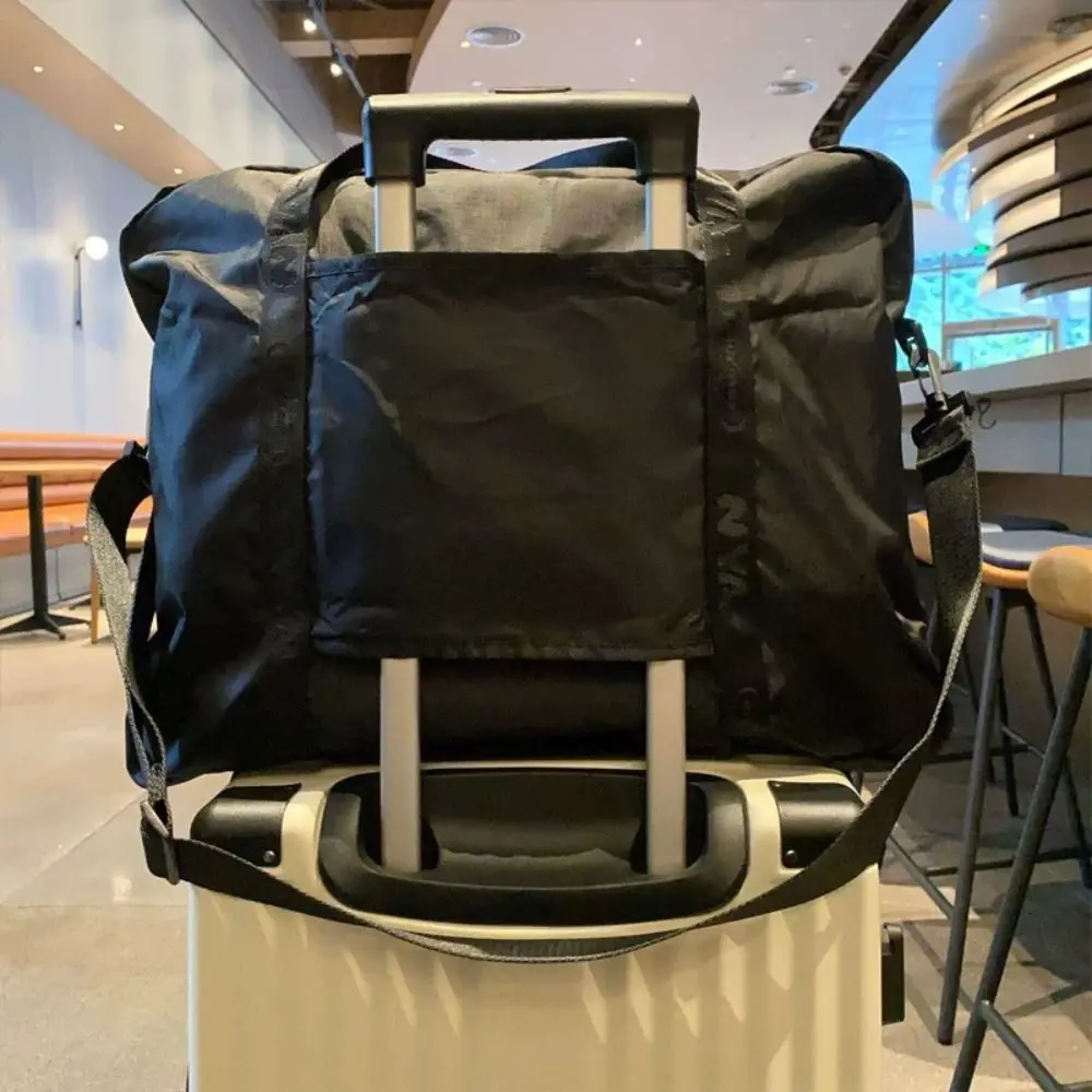Shoulder Bag Cartoon Cat Nylon Cloth Bag Nylon Wet Dry Separation Travel Luggage Bag Durable Portable Travel Duffel Bag
Shoulder Bag Cartoon Cat Nylon Cloth Bag Nylon Wet Dry Separation Travel Luggage Bag Durable Portable Travel Duffel Bag