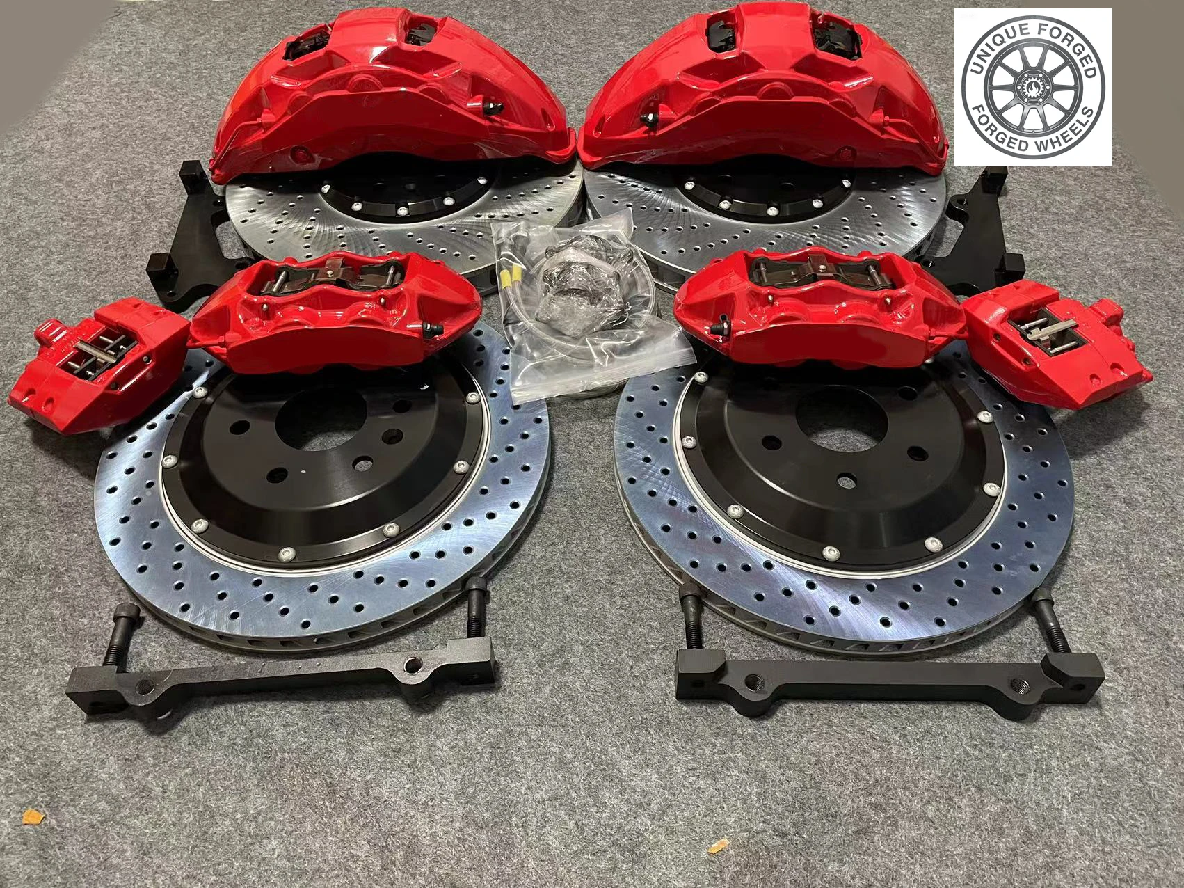 26 Style Front 10 Piston Rear 4 Piston EPB for G550 001 007
26 Style Front 10 Piston Rear 4 Piston EPB for G550 001 007