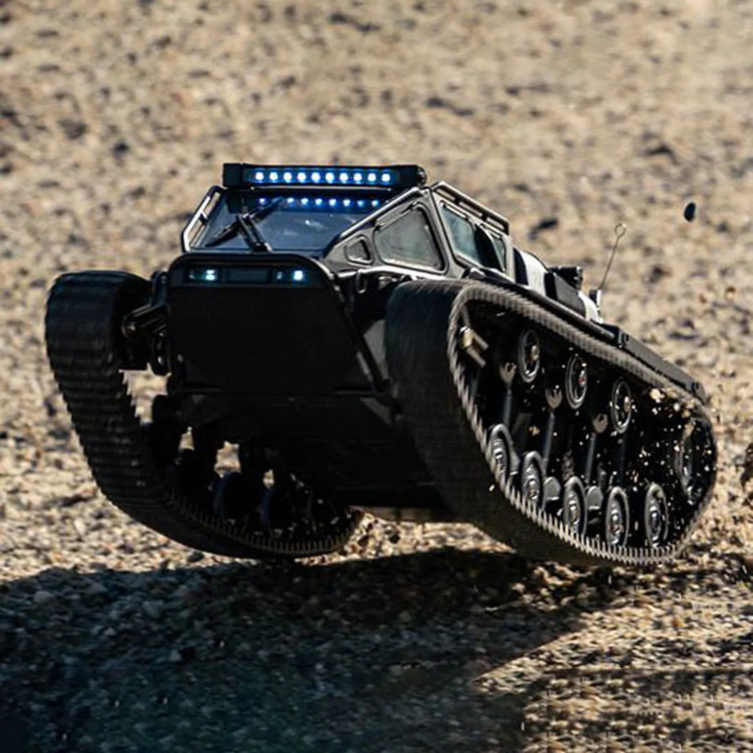 1/18 2,4G RC Гусеничный внедорожник C8812 Беспроводной дистанционный дрейфующий автомобиль Вращение на 360° Светодиодные фонари Батарея Двойной двигатель Модель RTR
1/18 2,4G RC Гусеничный внедорожник C8812 Беспроводной дистанционный дрейфующий автомобиль Вращение на 360° Светодиодные фонари Батарея Двойной двигатель Модель RTR