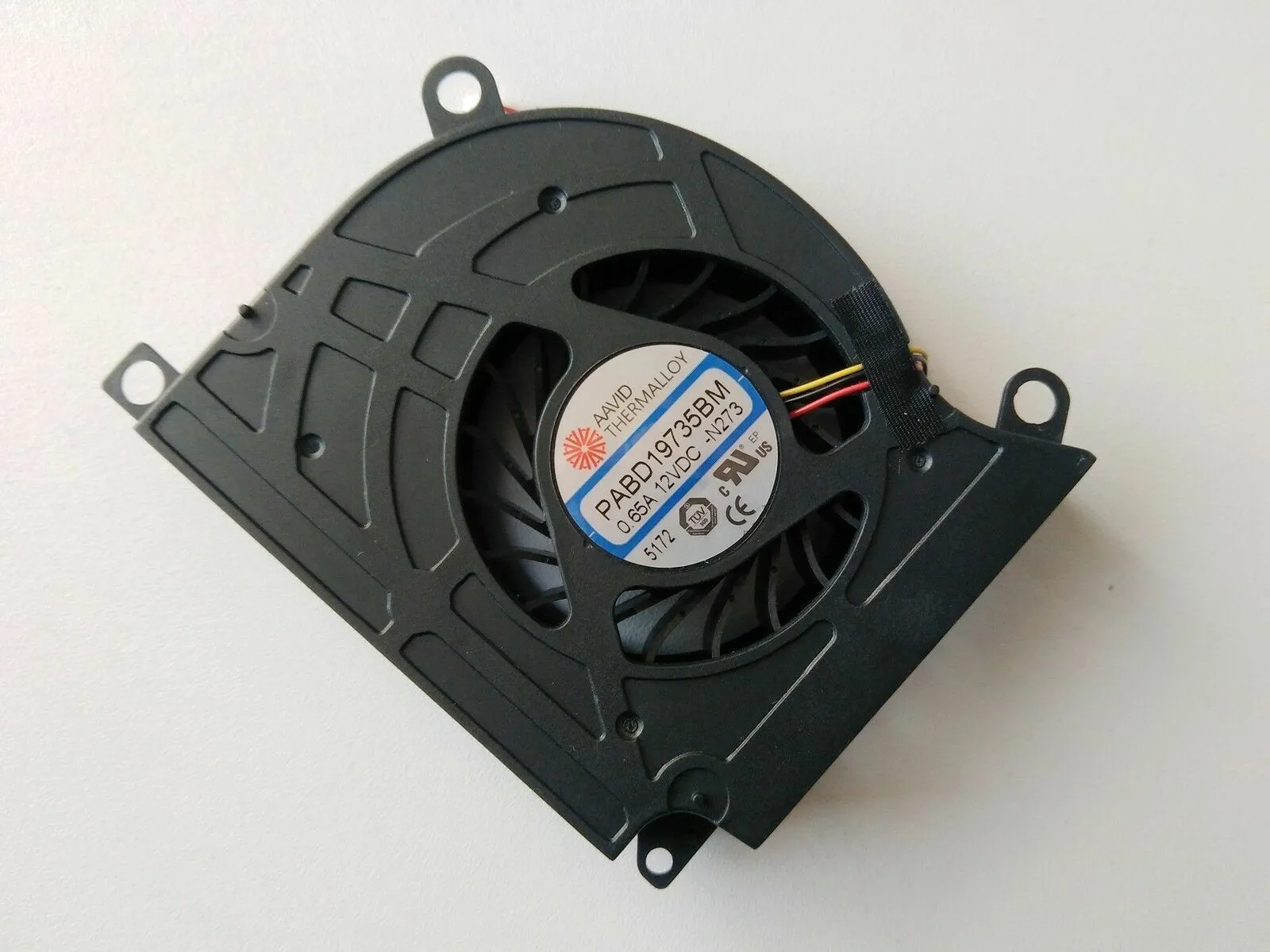 NEW CPU Cooling Fan PABD19735BM-N273 For MSI GT60 GT70
NEW CPU Cooling Fan PABD19735BM-N273 For MSI GT60 GT70