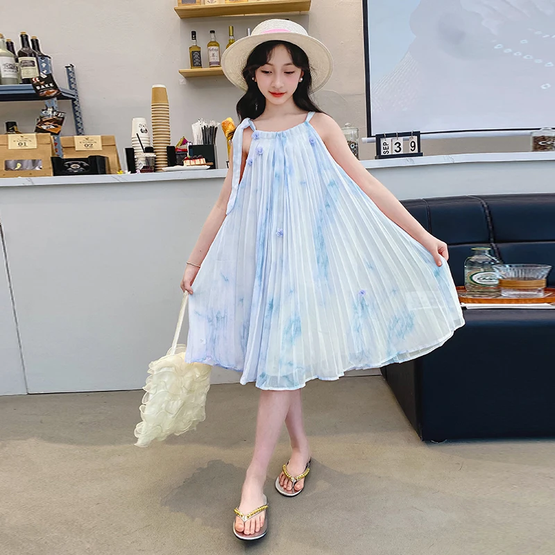 2024 new summer Cuhk girls beach skirt loose and comfortable girls dress with shoulder-straps foreign girls beach party princess
2024 new summer Cuhk girls beach skirt loose and comfortable girls dress with shoulder-straps foreign girls beach party princess