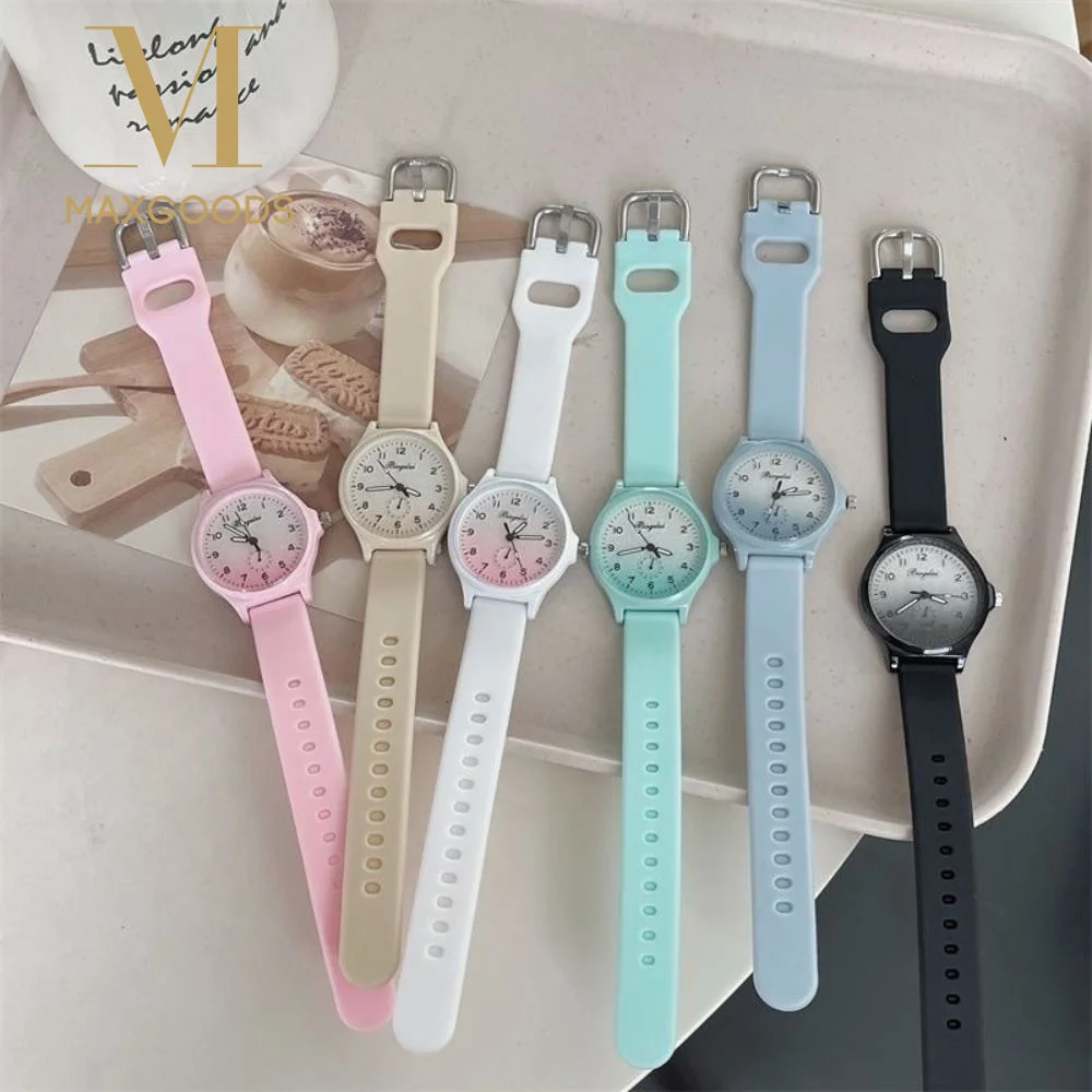 Fashion Silicone Strap Women's Watch Simple Design Candy Colored Quartz Watch Quartz Movement Watch Gift
Fashion Silicone Strap Women's Watch Simple Design Candy Colored Quartz Watch Quartz Movement Watch Gift