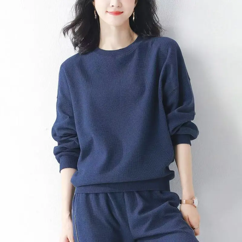 Fashionable Sportswear Set for Women Long Sleeve round Neck Casual Running Suit Spring Autumn New Style Comfortable Sweatshirt
Fashionable Sportswear Set for Women Long Sleeve round Neck Casual Running Suit Spring Autumn New Style Comfortable Sweatshirt