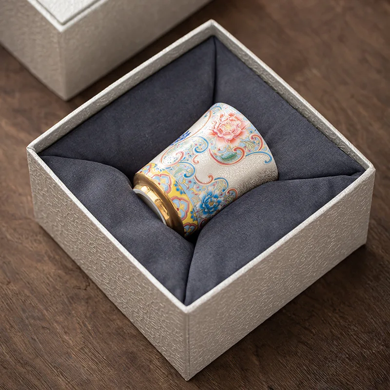 Pure Filigree Enamel Thousand Flower Master Cup Palace Style Tea Tasting Cup Single Fragrance Smelling Cup
Pure Filigree Enamel Thousand Flower Master Cup Palace Style Tea Tasting Cup Single Fragrance Smelling Cup
