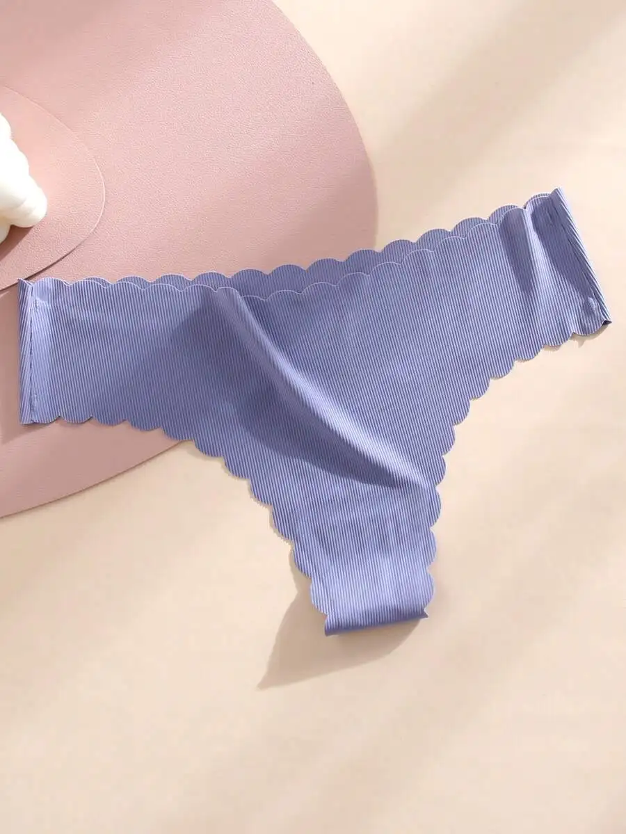 Womens Seamless Polyamide Thong Underwear With Scalloped Edge Breathable Comfortable Panty
Womens Seamless Polyamide Thong Underwear With Scalloped Edge Breathable Comfortable Panty