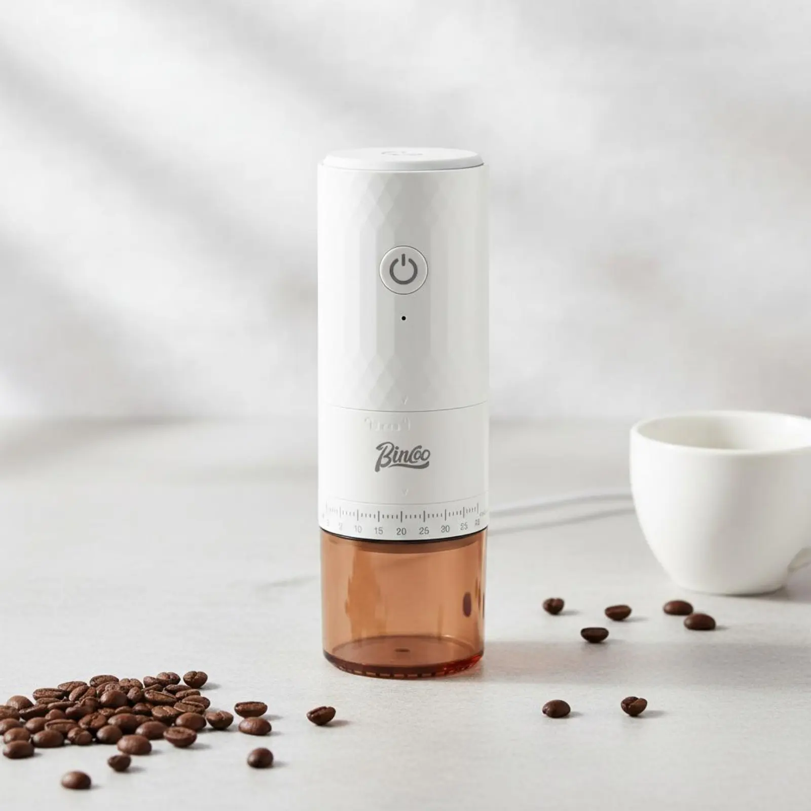 Portable Electric Coffee Grinder Single-Button Function Automatic Coffee Bean Grinder Kitchen Appliance 30g Capacity for Office
Portable Electric Coffee Grinder Single-Button Function Automatic Coffee Bean Grinder Kitchen Appliance 30g Capacity for Office