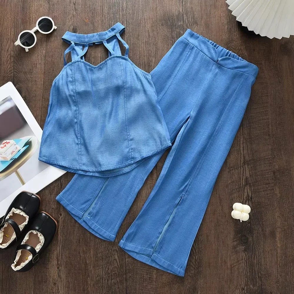 Girls Suit Summer New Blue Hollow Sleeveless Top + Flared Pants Casual Two-piece Set Fashion Kids Clothes 3-7 Years Old Wear
Girls Suit Summer New Blue Hollow Sleeveless Top + Flared Pants Casual Two-piece Set Fashion Kids Clothes 3-7 Years Old Wear