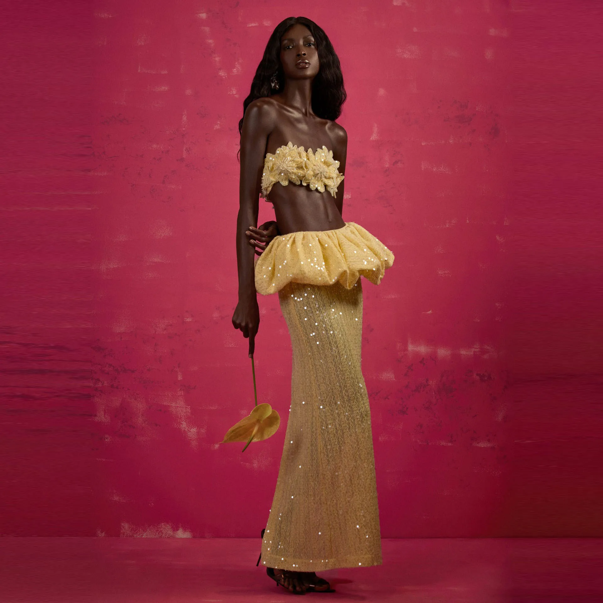 Юбка макси с блестками и баской с высокой талией Светло-золотая блестящая вечерняя юбка для женщин Гламурная вечерняя юбка с блестками Вечерняя одежда
Юбка макси с блестками и баской с высокой талией Светло-золотая блестящая вечерняя юбка для женщин Гламурная вечерняя юбка с блестками Вечерняя одежда