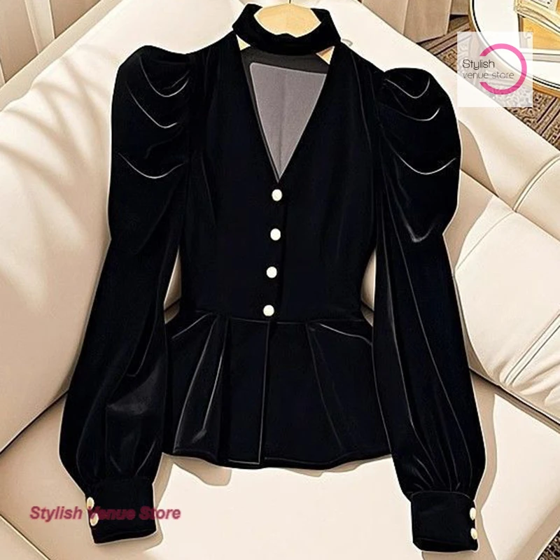 French style small fragrance black velvet long-sleeved shirt women's spring and autumn new hanging neck unique beautiful coat.
French style small fragrance black velvet long-sleeved shirt women's spring and autumn new hanging neck unique beautiful coat.