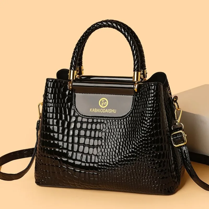Fashion Forward Crossbody Bag For Women An On Trend Piece That Captures The Current Season Spirit
Fashion Forward Crossbody Bag For Women An On Trend Piece That Captures The Current Season Spirit