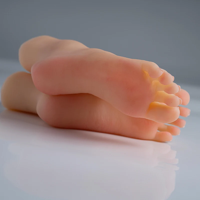 Mannequin Child Foot Model Nail Practice Silicone Cute Small Size Lifelike Feet Shoes Sock Display All Soft Medical TPE2600
Mannequin Child Foot Model Nail Practice Silicone Cute Small Size Lifelike Feet Shoes Sock Display All Soft Medical TPE2600