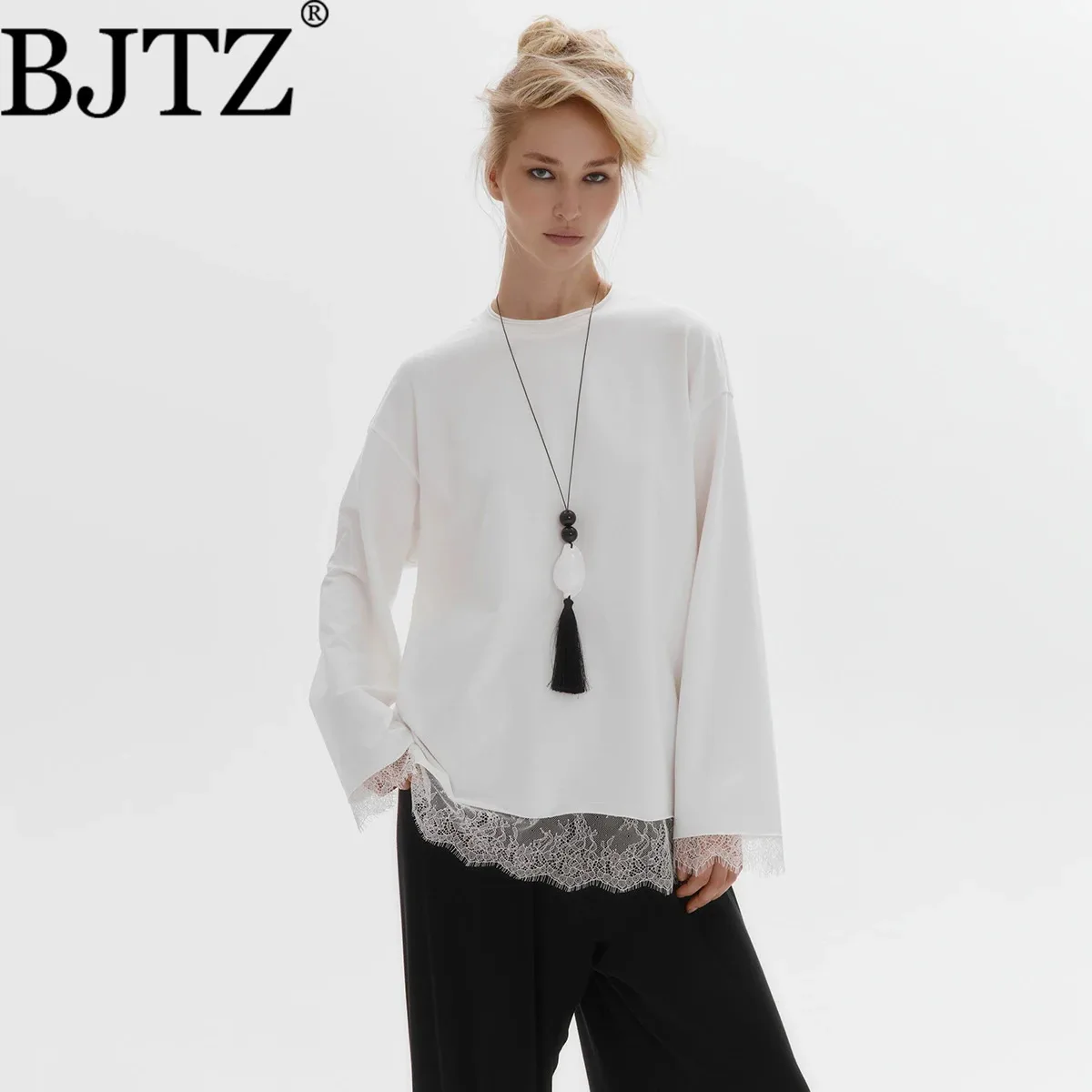 BJTZ 2026 Spring Autumn Women's Long Sleeve T-Shirt - Lace Patchwork Design Elegant Casual Fashion Top
BJTZ 2026 Spring Autumn Women's Long Sleeve T-Shirt - Lace Patchwork Design Elegant Casual Fashion Top