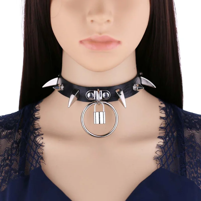 Decopunk Punk Gothic Individuality Rock And Roll Exaggerate Cortex Horn Shape Rivet Choker Hanging Ring Lock Collarbone Necklace
Decopunk Punk Gothic Individuality Rock And Roll Exaggerate Cortex Horn Shape Rivet Choker Hanging Ring Lock Collarbone Necklace