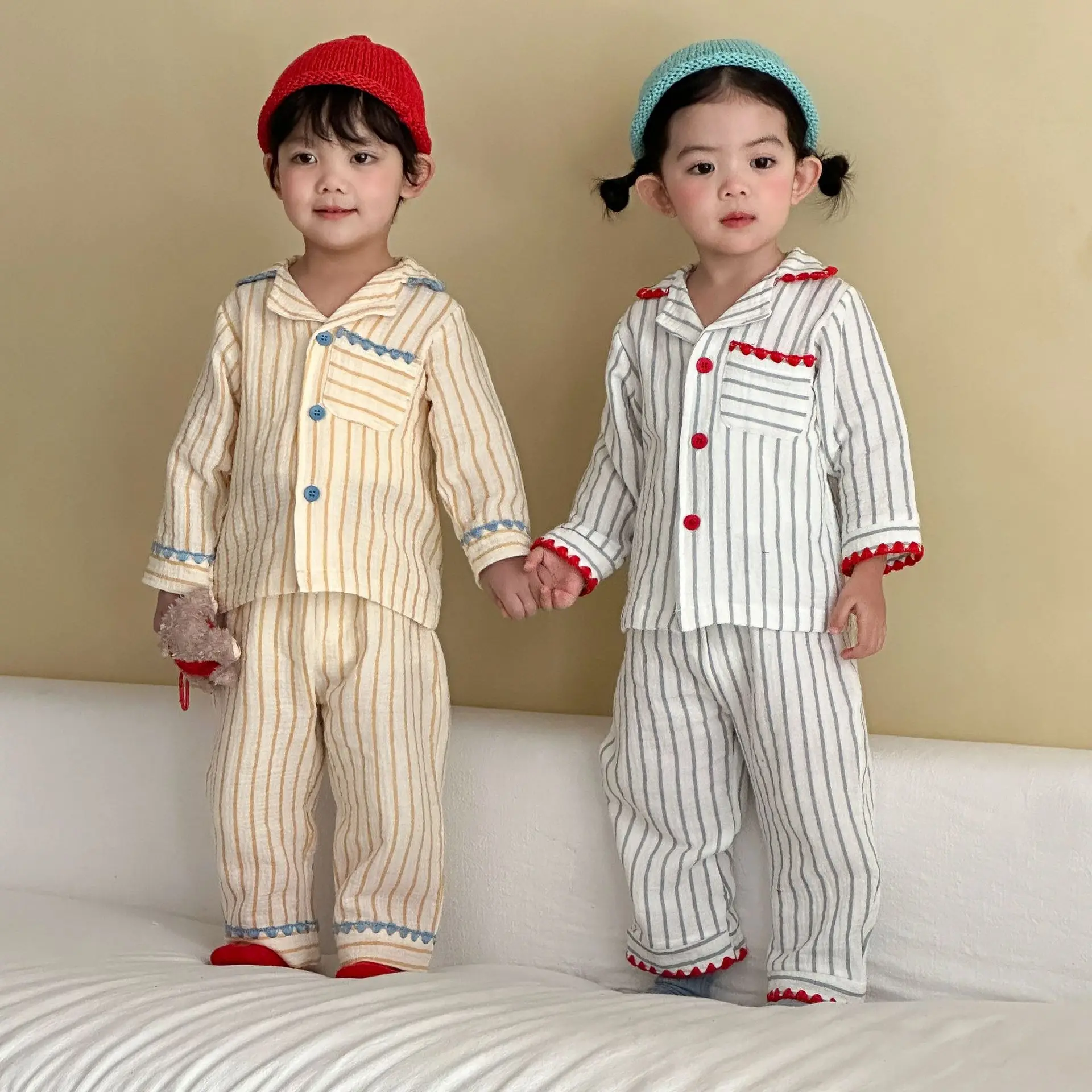 1-8Y Children's Pajama Set Pure Cotton Linen Soft Cotton Boys Pajama Suit Striped Girls Sleep Wear Kids Indoor Suit
1-8Y Children's Pajama Set Pure Cotton Linen Soft Cotton Boys Pajama Suit Striped Girls Sleep Wear Kids Indoor Suit
