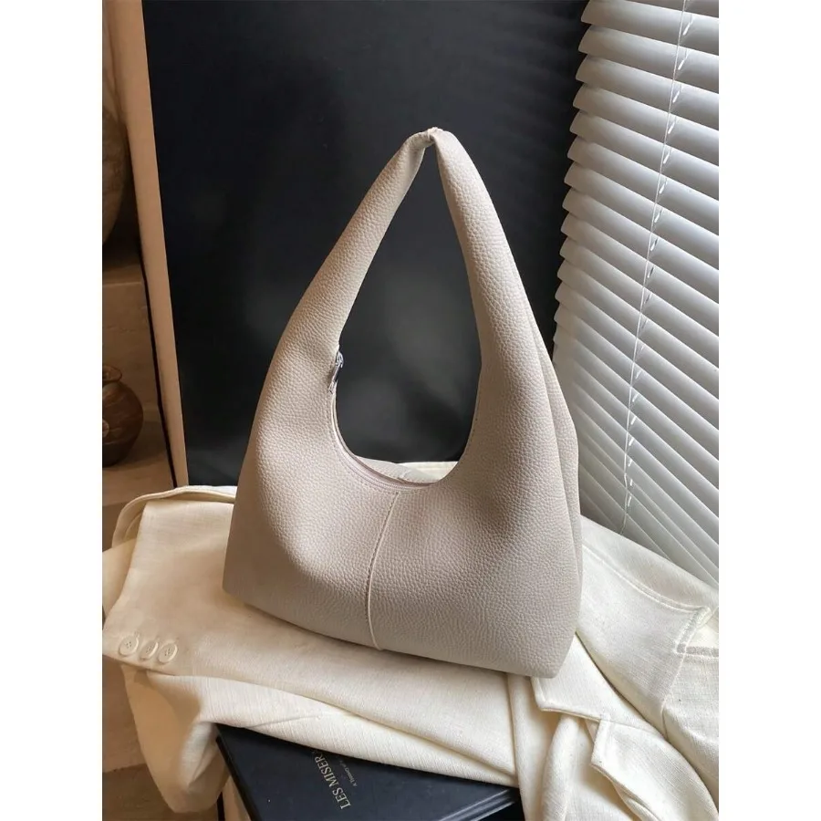 Casual Minimalist Large Capacity Lightweight Versatile Women Underarm Shoulder Bag
Casual Minimalist Large Capacity Lightweight Versatile Women Underarm Shoulder Bag