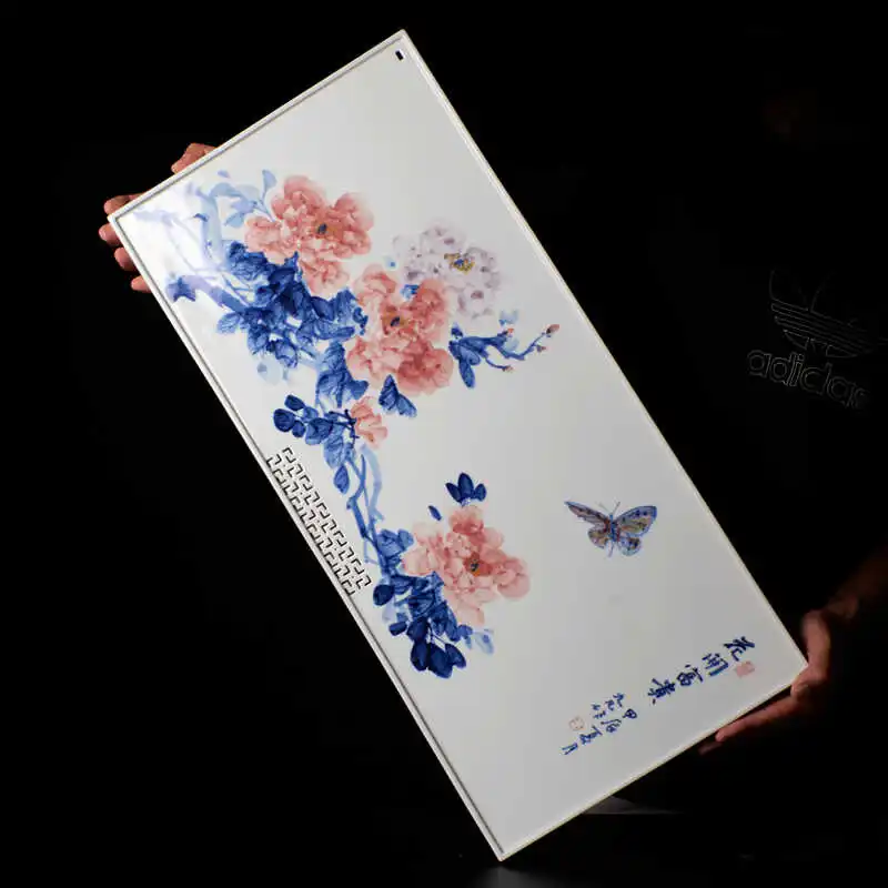 Blue and white Chinese tea room tea set dry soaking table tea plate decoration porcelain plate picture dry and wet pot bearing
Blue and white Chinese tea room tea set dry soaking table tea plate decoration porcelain plate picture dry and wet pot bearing