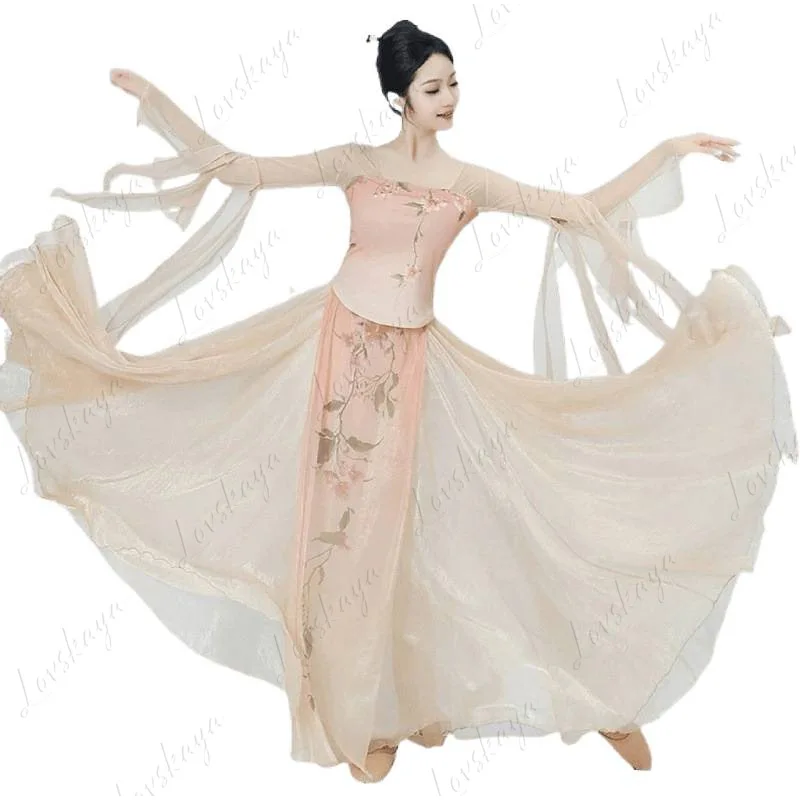 Новые классические танцевальные костюмы Xianqi, марлевая одежда с изображением тела, элегантная юбка, костюмы для китайской танцевальной практики
Новые классические танцевальные костюмы Xianqi, марлевая одежда с изображением тела, элегантная юбка, костюмы для китайской танцевальной практики