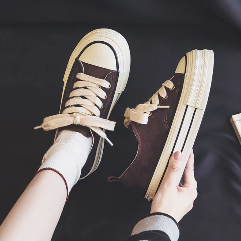 2025 Hot Sale Classic Black Low-top Canvas Shoes Men Spring Summer Platform Canvas Sneakers Men Comfort Vulcanized Shoes
2025 Hot Sale Classic Black Low-top Canvas Shoes Men Spring Summer Platform Canvas Sneakers Men Comfort Vulcanized Shoes