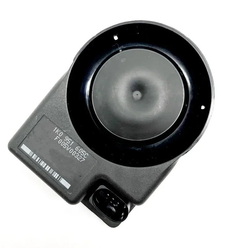Auto Electronic Alarm Horn Car Anti-Theft Speaker for VW Golf MK5 MK6 Tiguan Jetta MK5 Passat B6 A4 A5 A6 Q5 Q7 TT 1K0951605C
Auto Electronic Alarm Horn Car Anti-Theft Speaker for VW Golf MK5 MK6 Tiguan Jetta MK5 Passat B6 A4 A5 A6 Q5 Q7 TT 1K0951605C