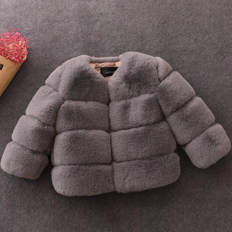 New Girls Winter Fur Coat Elegant Teenage Girl Faux Fur Jackets Thick Coats Warm Parkas Children Outerwear 1-10Yrs Girls Clothes
New Girls Winter Fur Coat Elegant Teenage Girl Faux Fur Jackets Thick Coats Warm Parkas Children Outerwear 1-10Yrs Girls Clothes