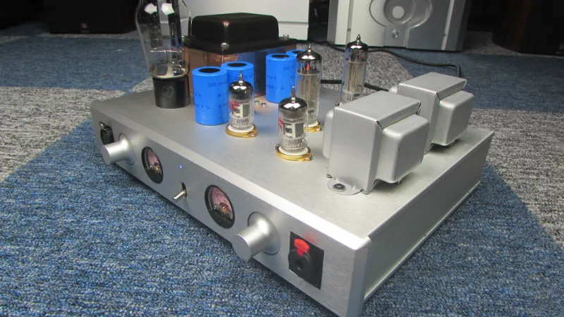 NEW 6C19 amp cow output bile front stage pure bile amp tube headphone amplifier bile machine M7,5Z3P*1 12AX7 *2 6N5P/ 6N13P*2
NEW 6C19 amp cow output bile front stage pure bile amp tube headphone amplifier bile machine M7,5Z3P*1 12AX7 *2 6N5P/ 6N13P*2
