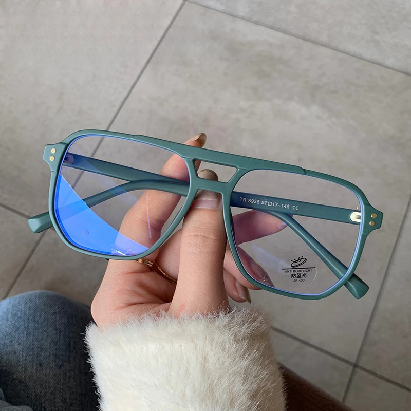 Retro Metal Optical Frames - Lightweight Prescription Glasses with Anti-Slip Nose Pads
Retro Metal Optical Frames - Lightweight Prescription Glasses with Anti-Slip Nose Pads