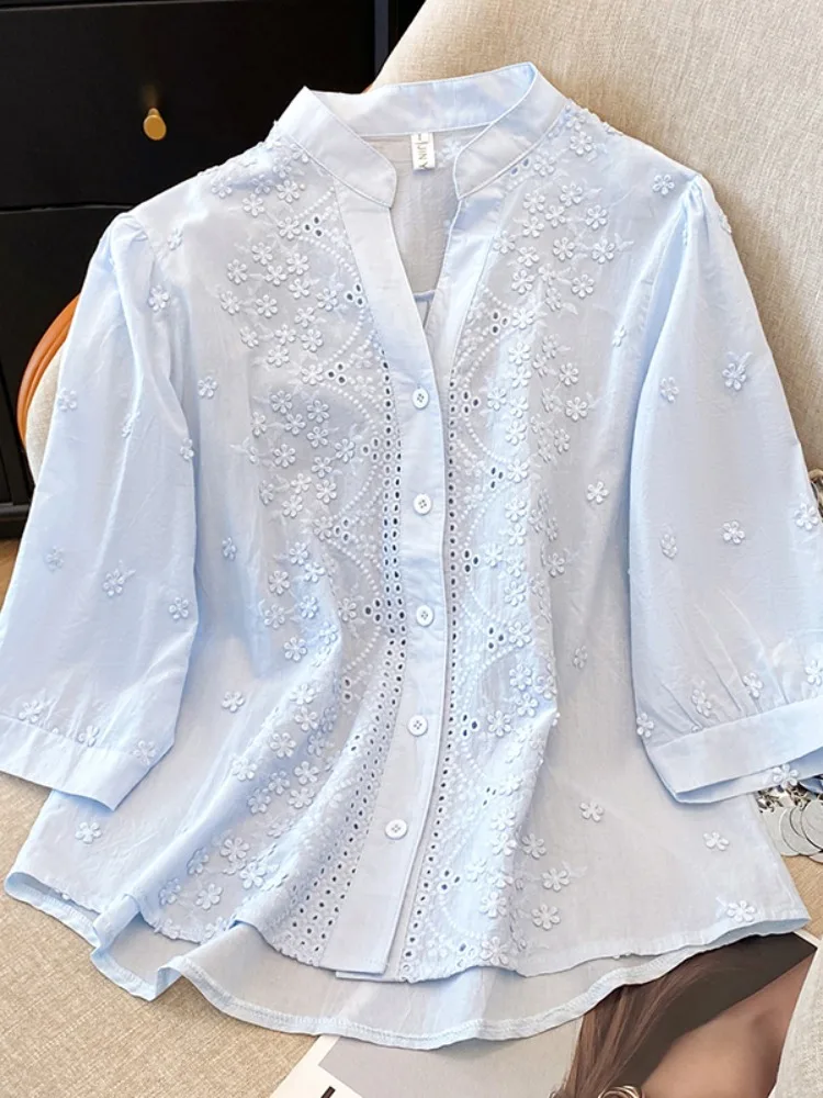 New Chinese Sle Embroidered Cotton Linen Women's irt Tee-Quarter Sve V-Ne Button up Summer Design High End Linen Top
New Chinese Sle Embroidered Cotton Linen Women's irt Tee-Quarter Sve V-Ne Button up Summer Design High End Linen Top