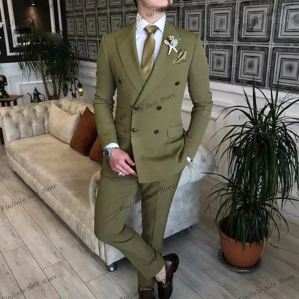Army Green Mens Suits 2pcs Jacket Pants Groom Wedding Tuxedos Double Breasted Blazer Formal Business Party Prom Outfits
Army Green Mens Suits 2pcs Jacket Pants Groom Wedding Tuxedos Double Breasted Blazer Formal Business Party Prom Outfits